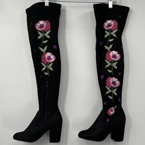 Carlos by Carlos Santana embroidered fabric boots size 6.5